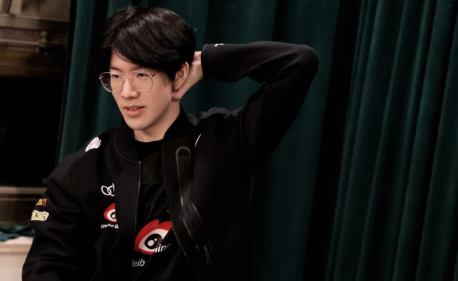 LPL春季赛今日首发名单：Puff迎战Lwx Uzi仍未首发 Doinb大战Rookie