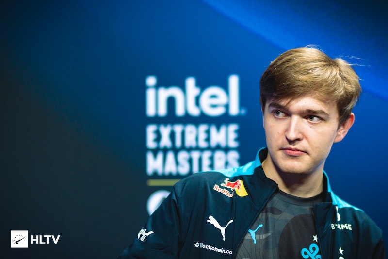 斗地主高手为什么不抢（为何斗地主高手选择不抢地主）